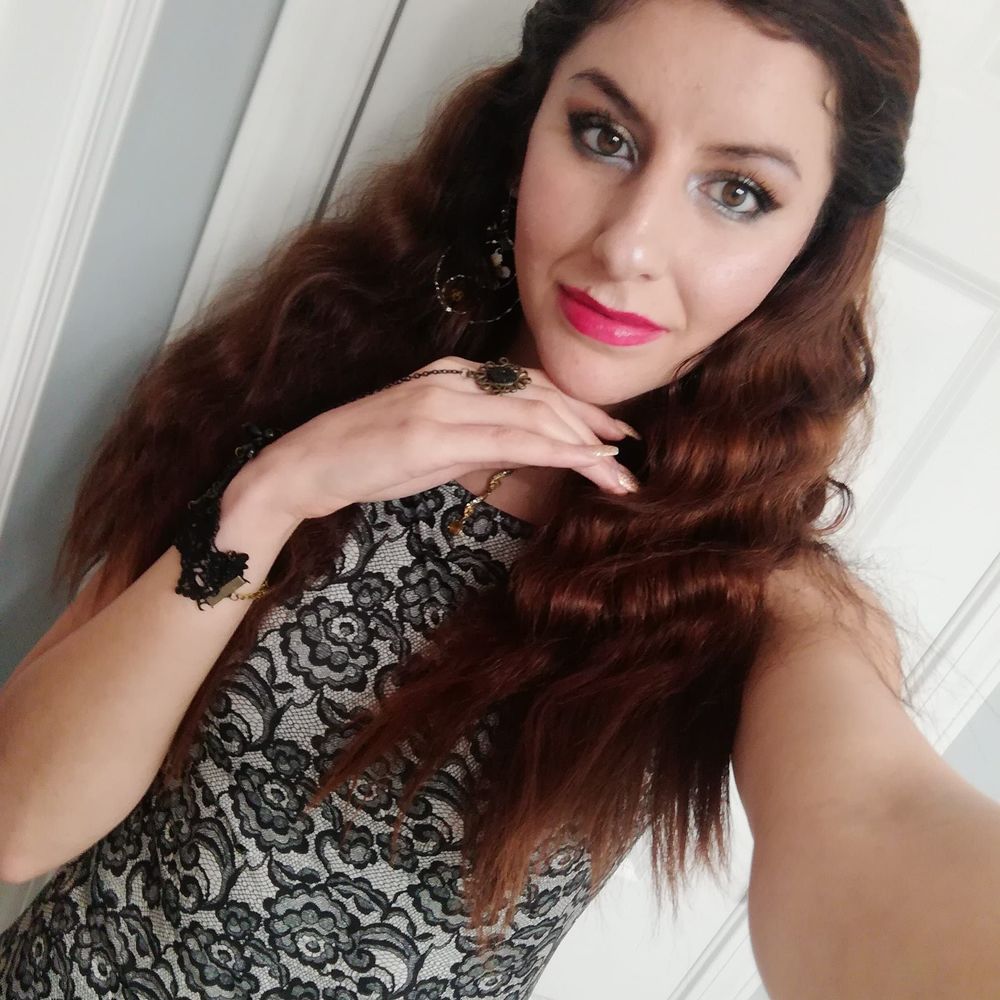 Meet your Posher, Frida